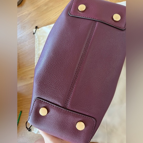 Michael Kors Riley Large Pebbled-Leather
Satchel w/ convertible crossbody strap - Picture 4 of 6